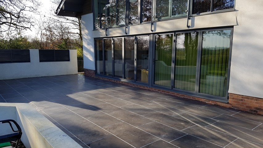 Natural stone tiling